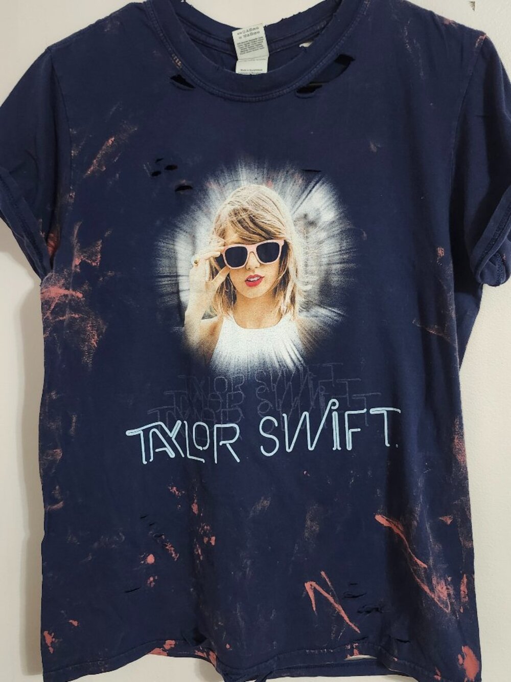 Bleached and distressed Taylor Swift bandtour shirt size M